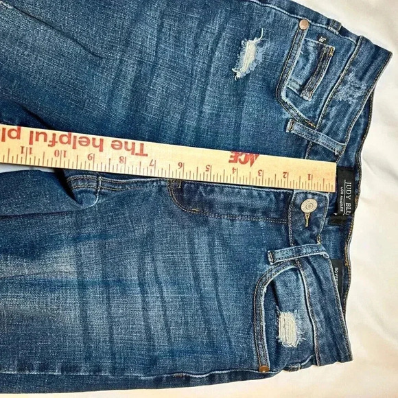 Judy Blue Boyfriend Fit Size 1|25 Distressed Jeans Denim Casual Festival Rodeo C - Picture 6 of 15